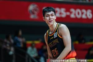 媒體人：龐崢麟的國字號(hào)首秀表現(xiàn)我給8分 但一號(hào)位組織不如趙維倫配圖