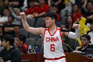 媒體人:中國隊要縮短輪換 呂飛燕/陳昱休很難打此局王子超犯規(guī)多配圖