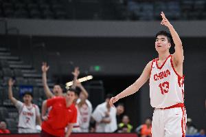 媒體人：中國U18男籃有拼勁&處理球合理 頂搶籃板再進步點會更好配圖