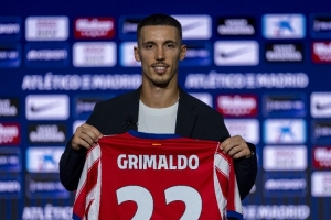 格里馬爾多：我們被判了兩個點(diǎn)球，這些判罰并不那么確鑿配圖