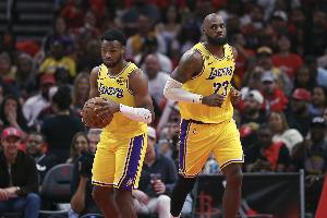 追夢(mèng)談布朗尼被噴：搞得像詹姆斯害兒子一樣 幫孩子進(jìn)NBA算壞事？配圖